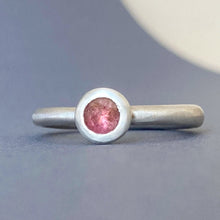 Load image into Gallery viewer, Silver Donut Ring
