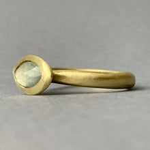 Cargar imagen en el visor de la galería, Marquise Kyanite ring
