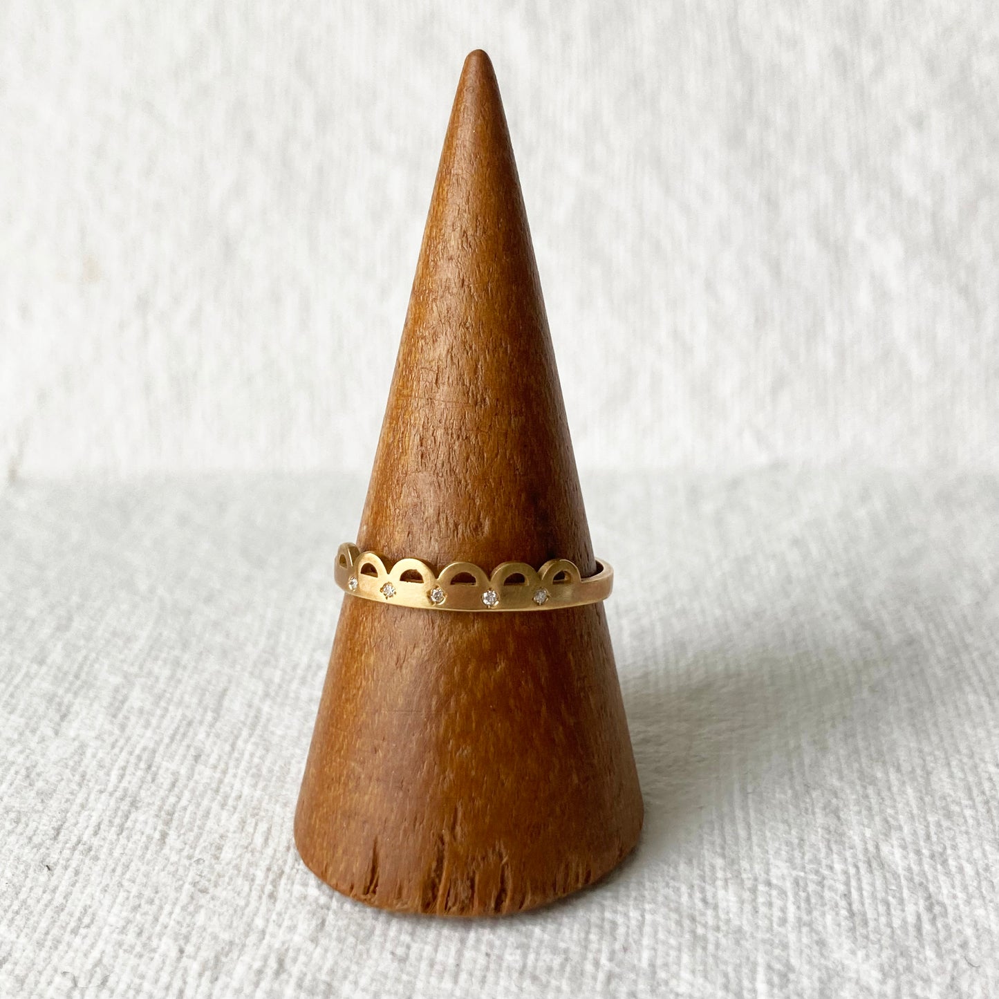 Round Crown Ring