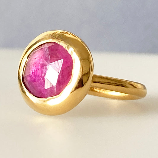 Chunky Round Fuschia Ring size 6.25